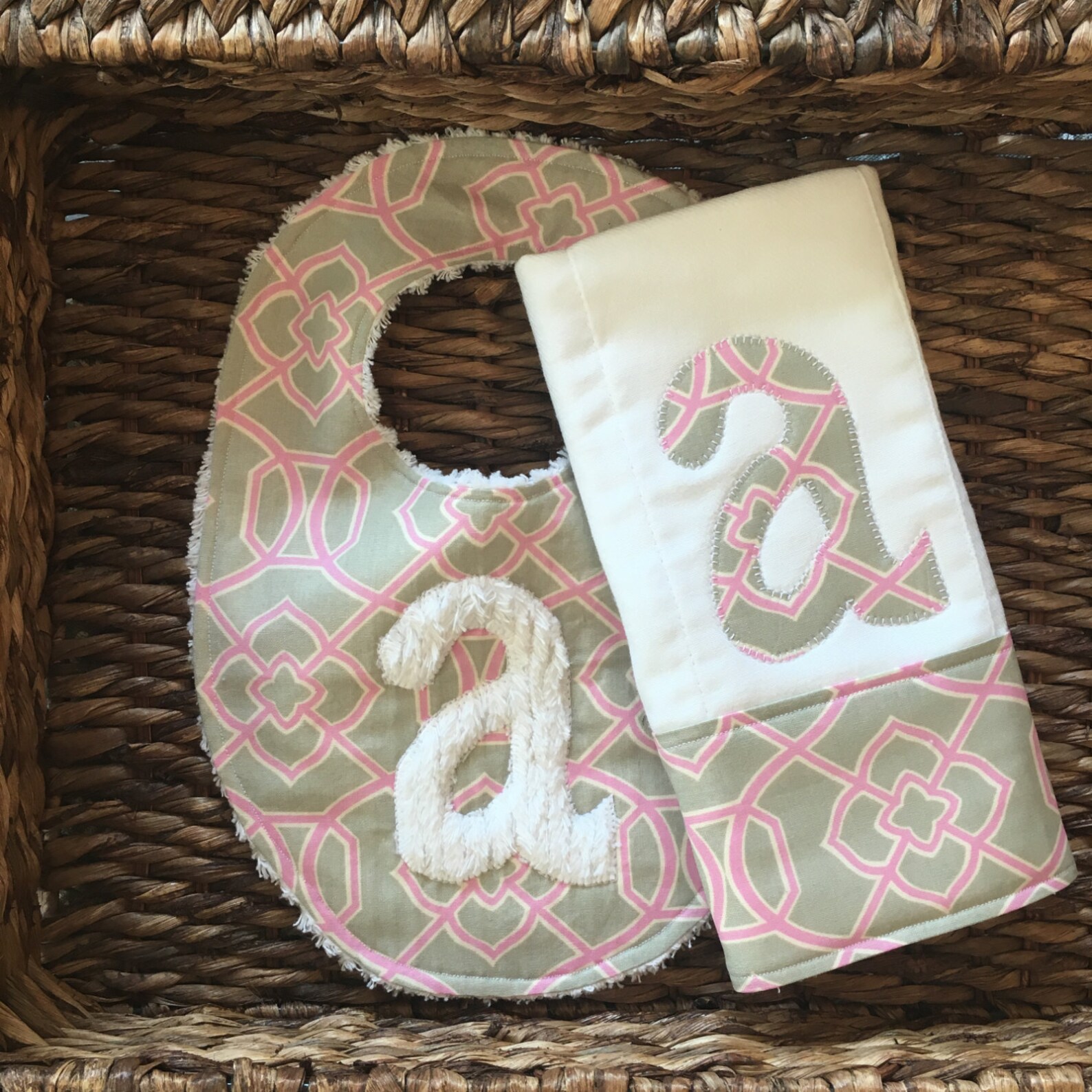 Bebé chica Bib Bib personalizado Bibs bebé biberon bebé Etsy España