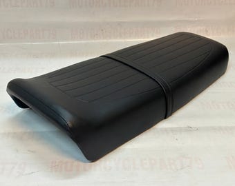 1977-1980 Suzuki GS550 B C E N T classic motorcycle seat.