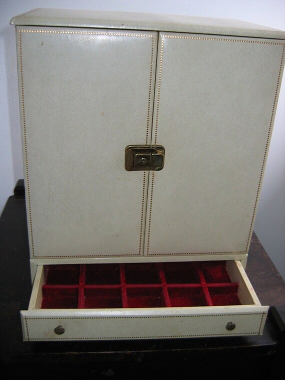 Items similar to Vintage Faux leather Jewelry Box. Large Bond St. Jewel Case. 1960's on Etsy