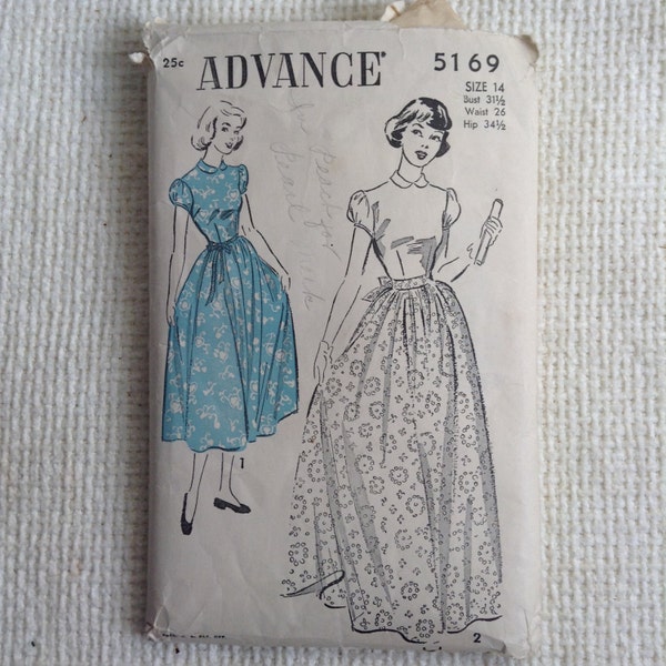 Vintage 1950's Teen Age Gown, Dress sewing pattern.   Advance.  Teen Size 14.   No. 5169.