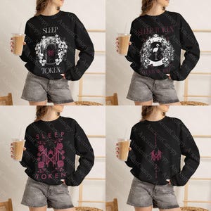 Peut inclure: Quatre sweat-shirts noirs à col rond présentant divers motifs graphiques Sleep Token. Les designs incluent des couronnes de fleurs blanches, une illustration de flamant rose et des motifs de roses avec le texte Sleep Token imprimé en différentes polices.
