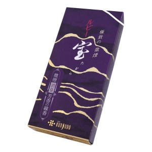 以下が含まれることがあります： 金色の波線模様が施された紫色の長方形のお香の箱。パッケージには「ルビー宝」という日本語の文字と、下部に金色で印刷されたブランド名「KUNJUDO」が記載されています。微煙消臭芳香の線香と書かれたラベルが貼られています。