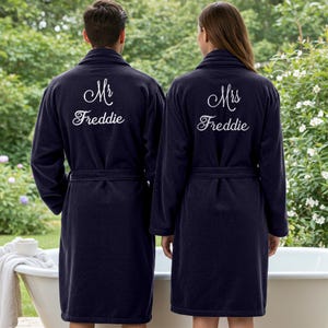 Mr and Mrs Two Set Bathrobes Personalized Wedding Gift Gown, Custom Bathrobes For Him & Her Anniversary Gift Embroidered Robes Gifts Couple