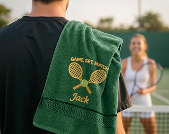 Gepersonaliseerde tennishanddoek – 100% katoen – aangepaste geborduurde naam in gameset Wedstrijdontwerp – sporthanddoek