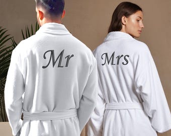 Mr and Mrs Two Set Bathrobes Personalized Wedding Gift Gown, Custom Bathrobes For Him & Her Anniversary Gift Embroidered Robes Gifts Couple
