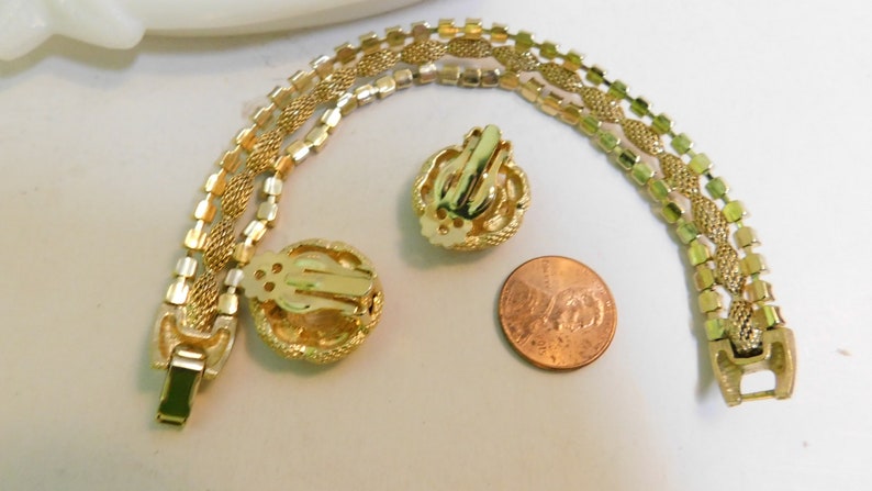 Mesh Woven Bracelet /& Clip On Earrings Crystal Rhinestone Set Vintage Costume Demi Parure