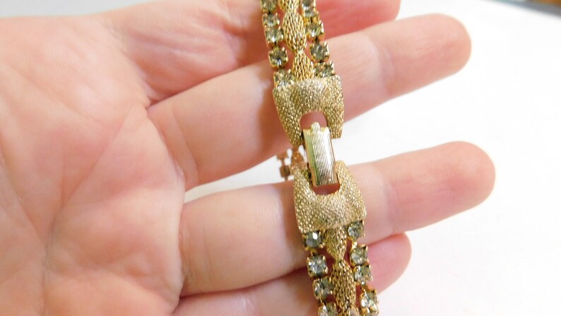 Mesh Woven Bracelet /& Clip On Earrings Crystal Rhinestone Set Vintage Costume Demi Parure