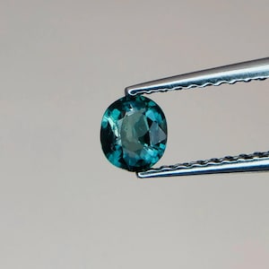 Piedra preciosa Grandidierita rara certificada: mineral natural de Madagascar de color azul verdoso, ideal para coleccionistas, ideal para joyería única, 0,29 ct