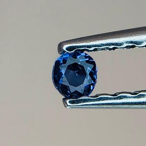 World Rarest, Benitoite, loose gemstone, 0.05 ct