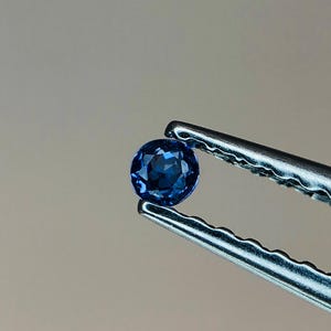 World Rarest, Benitoite, loose gemstone, 0.05 ct