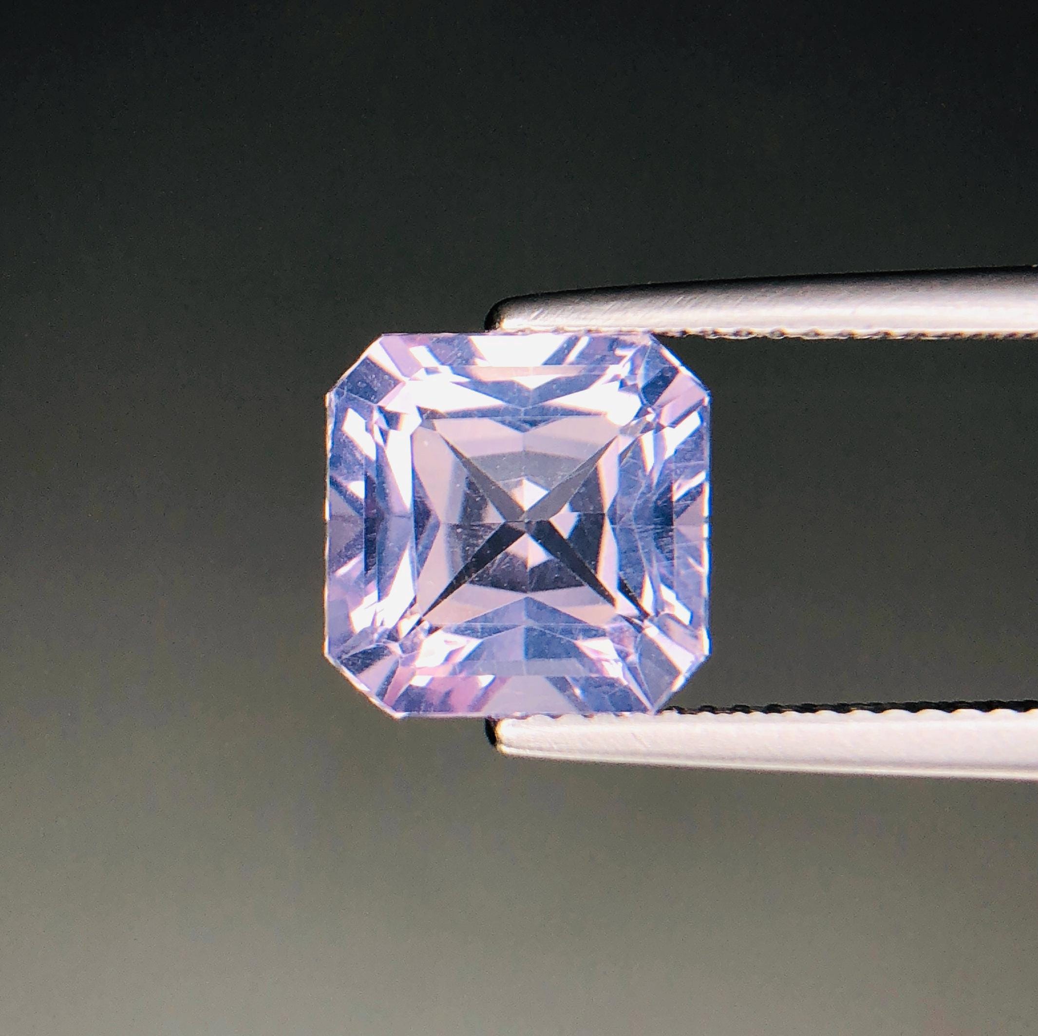 未使用　LM7 x MHz LAVENDER QUARTZ ポスター Lavender Quartz 4.43 Ct From Nigeria - Etsy