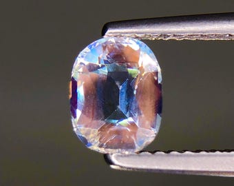 Términos y condiciones de esta impresionante piedra lunar arcoíris de 1,01 ct: piedra preciosa natural sin calentar, rara, juego de colores eléctricos, tesoro de Madagascar.