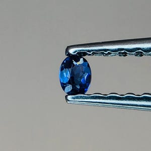 World Rarest, Benitoite, loose gemstone, 0.05 ct