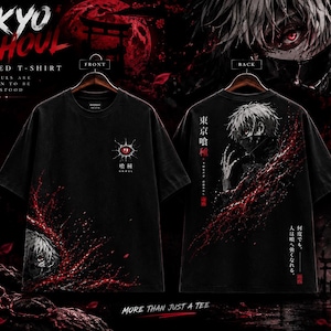 Dunkles japanisches Streetwear-T-Shirt, Gothic-Oversize-T-Shirt, schwarzes Grafik-Shirt, Anime-inspirierte Kleidung, alternative Mode
