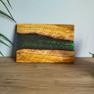 Olive Wood and Resin Cheese Board, Resin Cutting Board, Epoxy Resin Art, New Home Gift, Custom Charcuterie Board