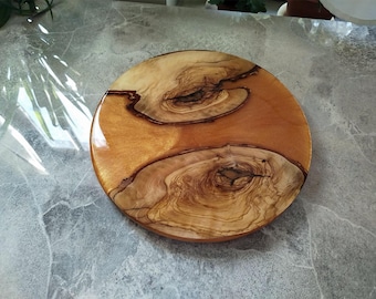 Olive Wood Charcuterie Board with leg, Cheese Board, Epoxy Resin Art, New Home Gift, Customized cutting board, Unique gift for her
