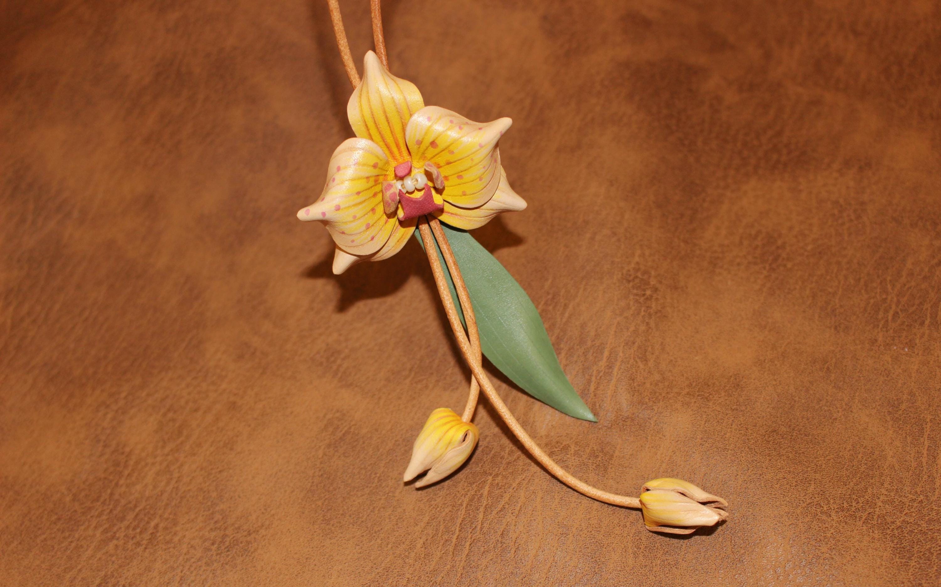 新作☆HERMES☆レザー&シルク バッグチャーム「桜」フラワー/花 華やかでアクセントに◎【HERMES】バッグ チャーム 桜