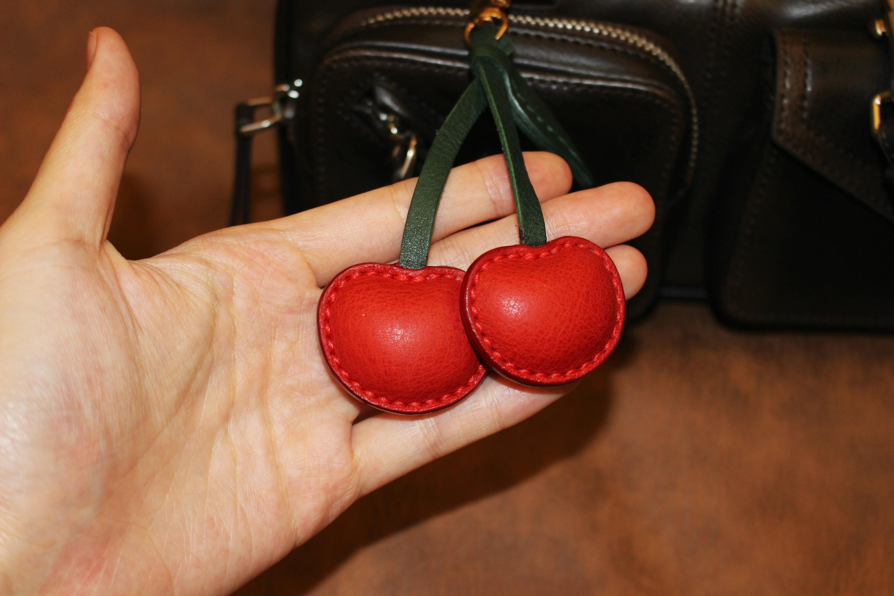 Flexita - Colgante Para Bolsa De Cereza, Llavero De Cereza, Accesorio Para Cartera, Llavero Con Colgante De Cerezas, Resina Para Mujer Con Caja, Rojo -, Normal