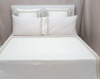 7 Teiliges Bettwäsche Set aus Baumwollsatin: Hotel Stitch Embroidery