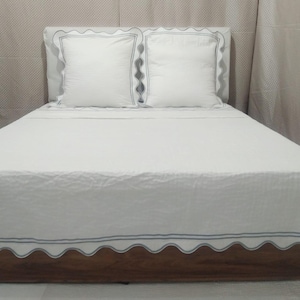 Scalloped and Double Border Embroidery Cotton Quilted Coverlet and Pillow sham White 100% Cotton Sateen 400 Thread Count