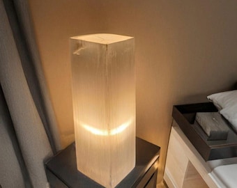 Lampe cube en cristal de sélénite : lumière curative naturelle, décoration d'intérieur (9,8 pouces)
