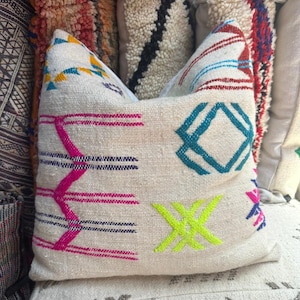 Handmade Wool Pillow Covers - Moroccan - Cozy & Stylish Unstuffed Cushions - Boho Home Decor - Vintage style - Farmhouse - Unique