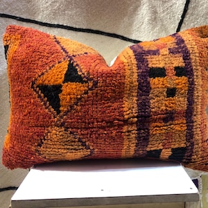 Vintage Boujaad Pillow-Vintage Moroccan Pillow- Old Boujaad Cushion- Old Moroccan pillow