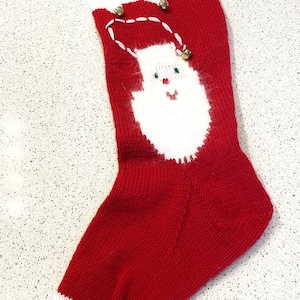 Chaussette de Noël tricotée personnalisée pour le père Noël : barbe angora, arbre à paillettes