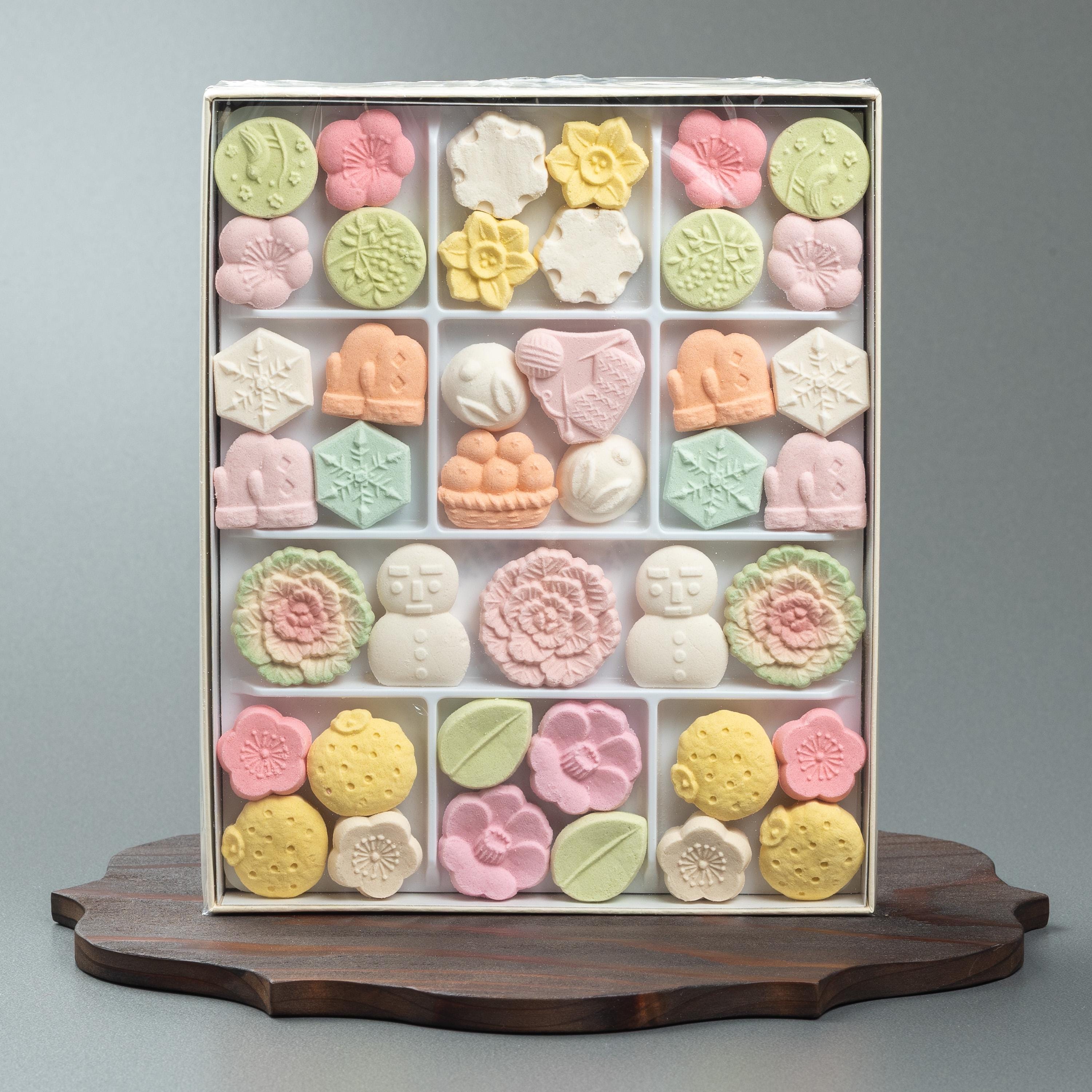 梅香堂 香川東産 和三盆干菓子「雪の庭」41個 - Etsy 日本