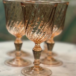 Vintage Rosaline Pink Swirl Wine Glasses - Cristal D’Arques-Durand Set of 5