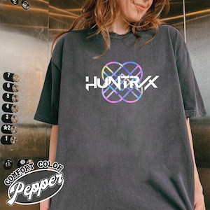 Huntrix Girls Shirt,Kpop Demon Hunters T-shirt,Vintage Huntrix Shirt,Huntrix Fan Shirt Gift,Rumi Zoey Mira Graphic Shirt,Kpop Huntrix