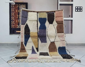 Handmade Multicolored Boujaad Rug: Berber Moroccan Carpet, Vintage Style