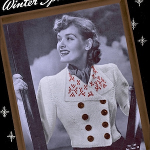 Puede incluir: Un cárdigan blanco de punto con un cuello bordado en rojo y botones marrones. El cárdigan tiene un cierre de doble botonadura. La imagen es de un libro de patrones de punto vintage.