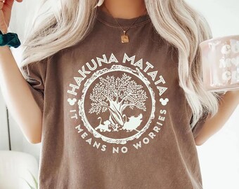 Camiseta Hakuna Matata Disney Animal Kingdom, camiseta y sudadera del Rey León, Simba, Timón, Pumba y Zazu, regalo de vacaciones familiares de Disney para mamá y papá