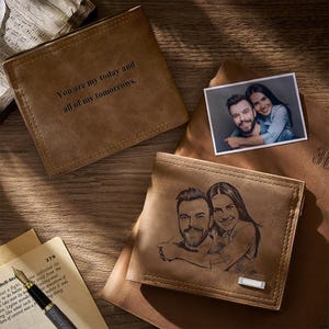 Personalisierte Brieftasche aus Leder mit Fotogravur für Männer - Kurzes, zweifaches personalisiertes Geschenk, einzigartiges Jubiläum & Geburtstagsgeschenk
