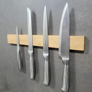 magnetic knife rack made of oak