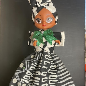 Muñeca artesanal con estampado africano – Regalo para niña negra