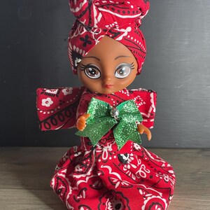 Muñeca artesanal con estampado africano – Regalo para niña negra