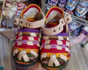 Charming Zapatitos Típicos: Guatemalan Shoes for Little Girls