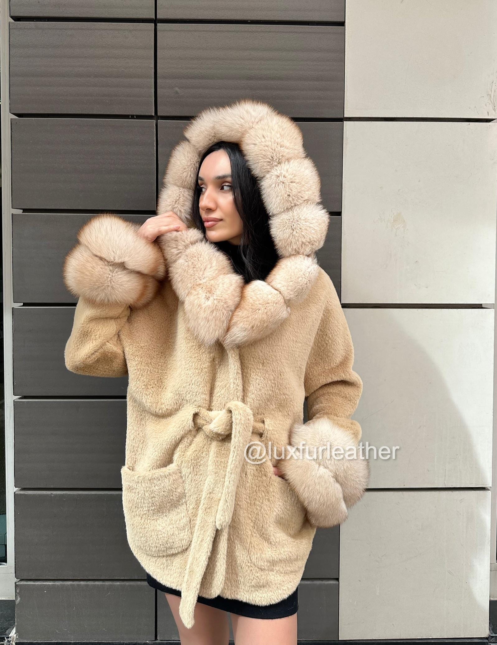 ジャケット・アウター aclent standard color volume fur coat Multi Color Dyed Fox Jacket – LaBelle Since 1919