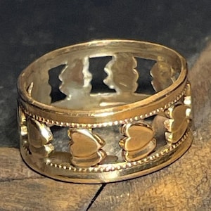 Victorian Cut Out Double Heart 10kgf Wedding Band Ring Size 5.5
