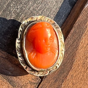 Georgian 15k Gold Tiny Carved Coral Cameo Pin-