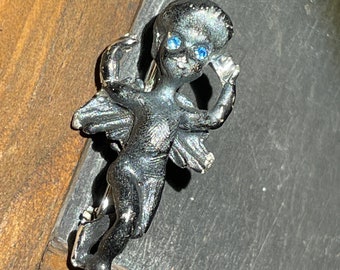 Mid Century Creepy Haunted Black Angel Brooch With Menacing Eyes