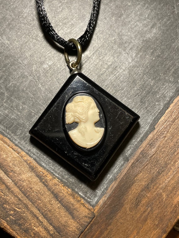 Revival Victorian Bakelite Cameo Pendant- - image 1