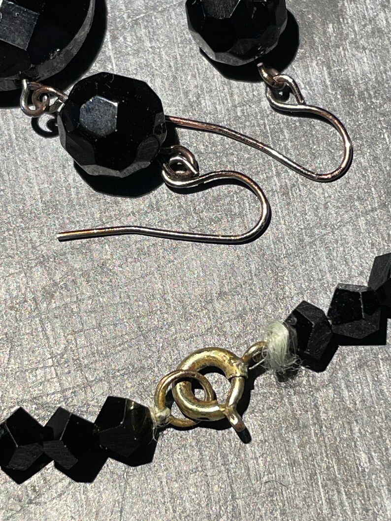 Victorian Mourning French Jet Choker and Drop Earrings Set image 7