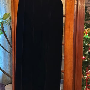 Glamorous Satin Lined Black Velvet Floor Length Cape with Decorative Clasp Circa 1930s Hollywood