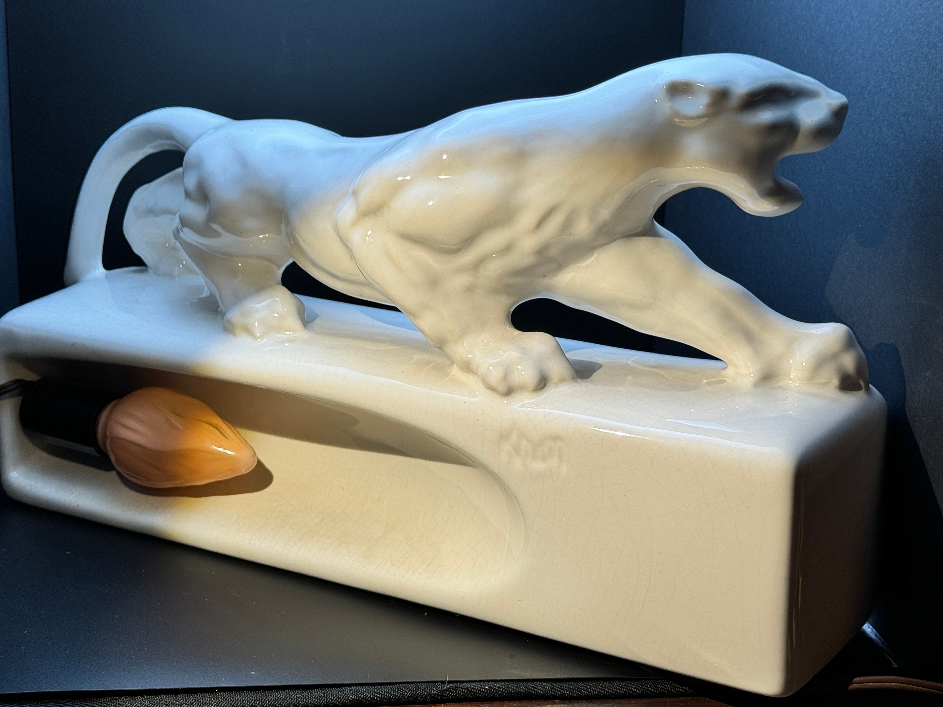 サンローラン　ロゴ　置物 YSL サンローラン Yves Saint Laurent ロゴ オブジェ｜Yahoo!フリマ