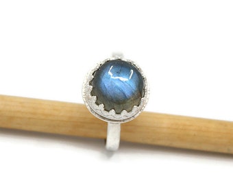 Labradorite Silver Ring, Size 7