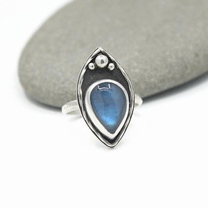 Labradorite Teardrop Silver Ring, Size 8.5 image 6