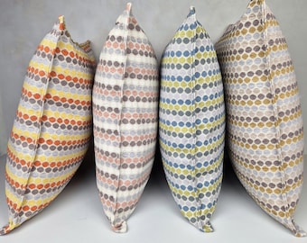 Housses de coussin à pois colorés de toutes les tailles | Housses de coussin pour chambre d'enfant à pois